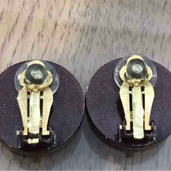 CHANEL CC Pink Clip-On 00A Vintage #AG643 Logo Earrings - Picture 6 of 10